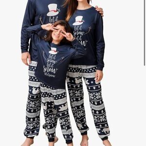 Holiday matching pajama New ladies Medium